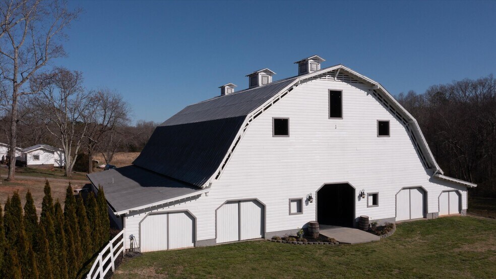 More Photos Of 732 Crowe Dairy Rd, Forest City Winery Vineyard For Sale