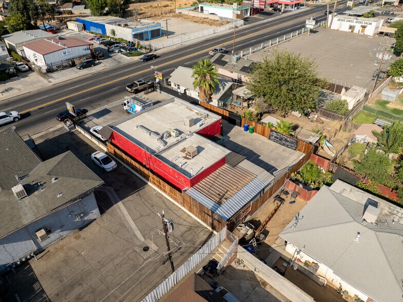 More Photos Of 2625 Niles St, Bakersfield Storefront Retail Office For Sale