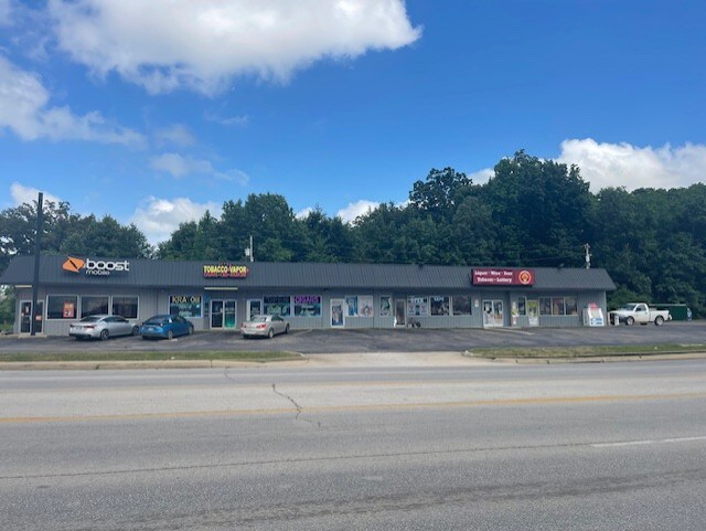 More Photos Of 200 S Westwood Blvd, Poplar Bluff Restaurant For Lease