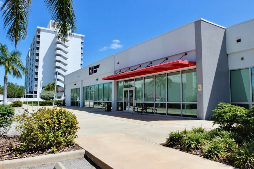 More Photos Of 3251 3rd Ave N, Saint Petersburg Medical For Lease