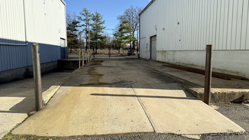 More Photos Of 97 Chimney Rock Rd, Bridgewater Unknown For Lease