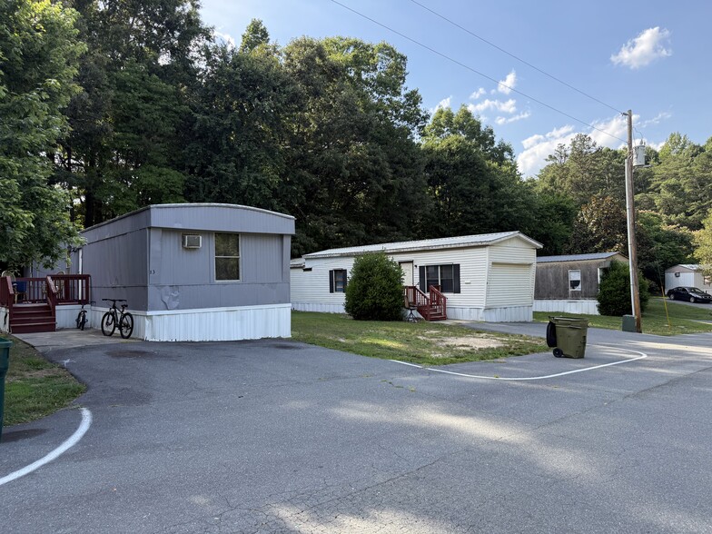 More Photos Of 708 Frye Bridge Rd, Clemmons Manufactured Housing Mobile Home Park For Sale