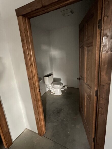 More Photos Of 43005 Lude Rd, Belmont Land For Lease