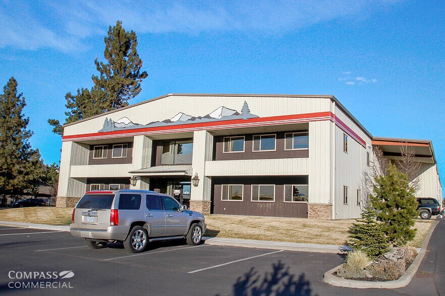Primary Photo Of 110 SE 9th St, Bend Manufacturing For Lease