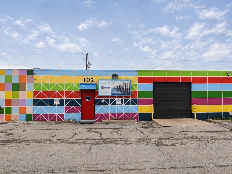 More Photos Of 820 Shelby Ln, Austin Warehouse For Lease