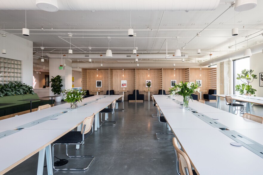 More Photos Of 1448 NW Market St, Seattle Coworking Space
