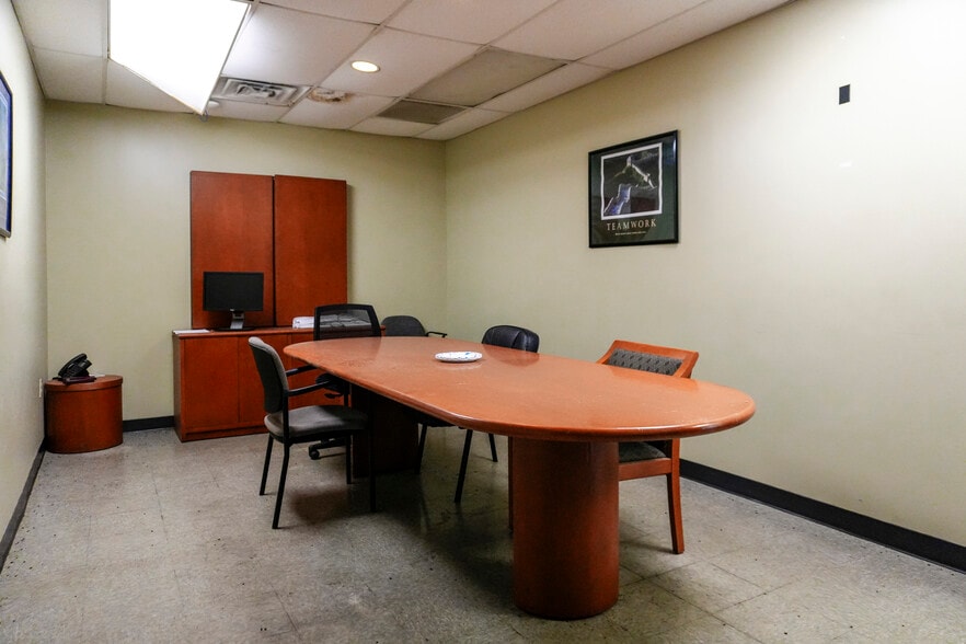 More Photos Of 4127 County Road 34, Robstown Warehouse For Sale
