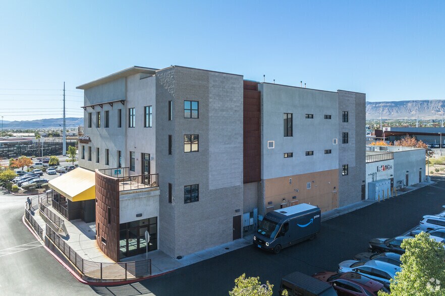 More Photos Of 9516 W Flamingo Rd, Las Vegas Office For Lease