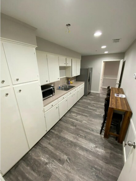 More Photos Of 3728 Southpark Dr, Tyler Medical For Lease