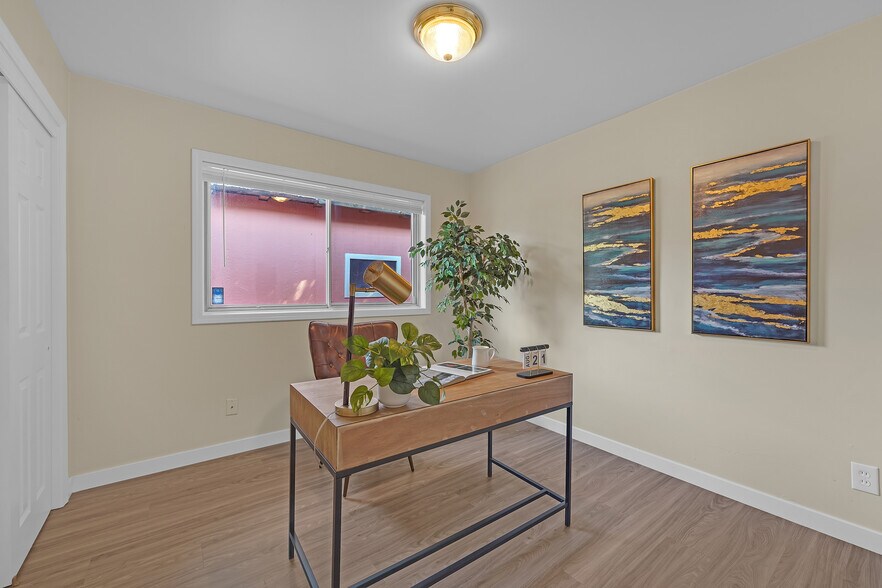 More Photos Of 9212 SE Bush St, Portland Specialty For Sale