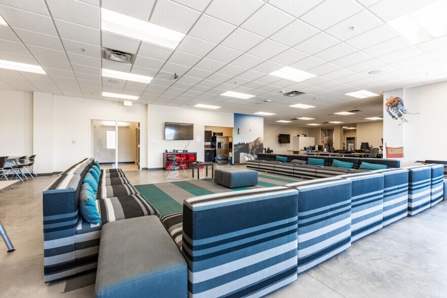 More Photos Of 1 Victory Ln, Park City Medical For Lease