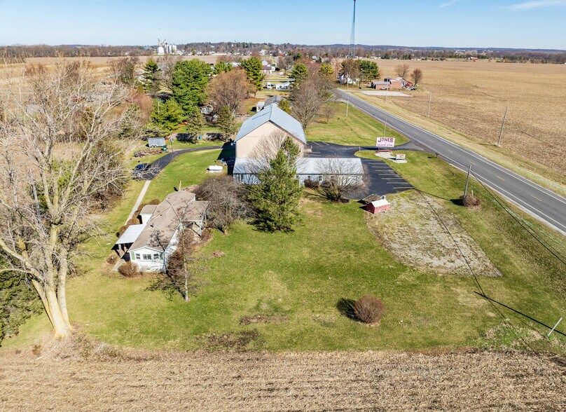 More Photos Of 8724 US Highway 68 N, West Liberty General Retail For Sale