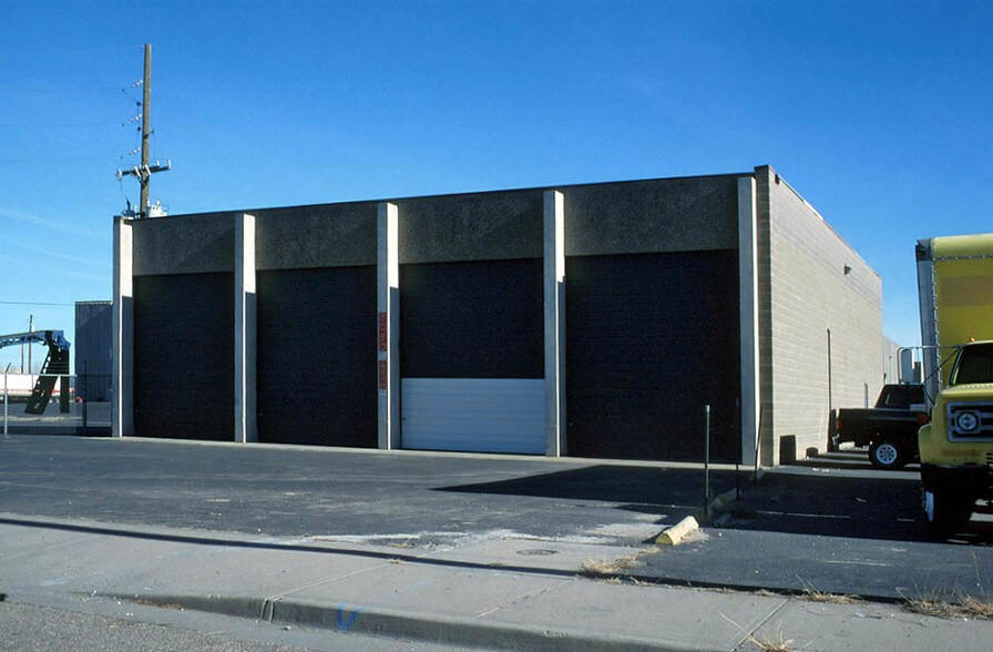 More Photos Of 5050 Ash St, Denver Warehouse For Sale