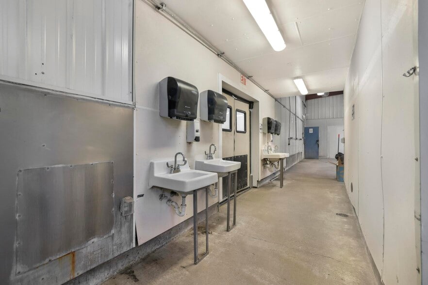 More Photos Of 4074 N 2000 E, Filer Warehouse For Sale