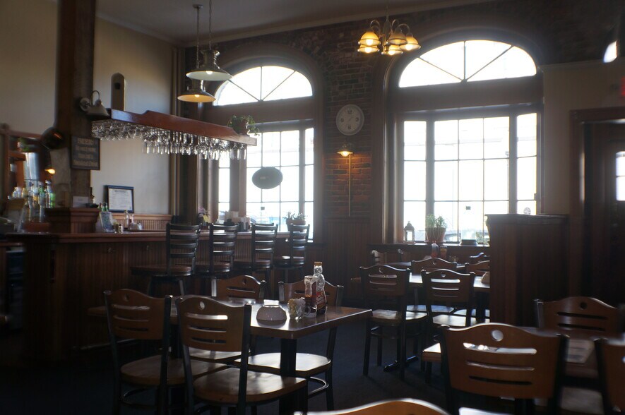 More Photos Of 5-7 S 6th St, New Bedford Restaurant For Sale