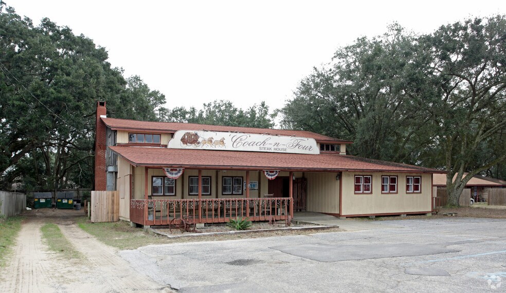 Primary Photo Of 7445 Pine Forest Rd, Pensacola Restaurant For Sale