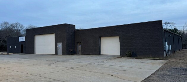 Primary Photo Of 709 Highway 17, Piedmont Light Manufacturing For Sale