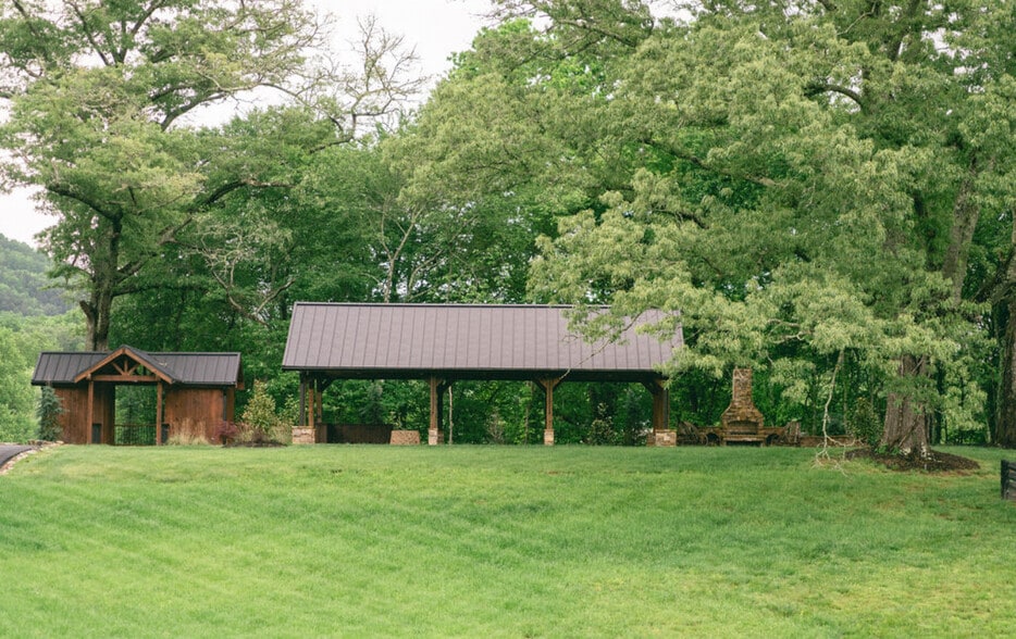 More Photos Of 1019 Hardscrabble Rd, Mineral Bluff Winery Vineyard For Sale