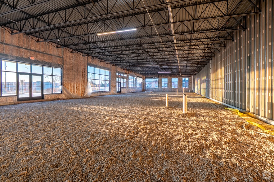 More Photos Of 110 Limestone Pass, Cottage Grove Freestanding For Lease