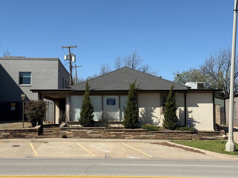 Primary Photo Of 1715 N Broadway Ave, Oklahoma City Office For Lease