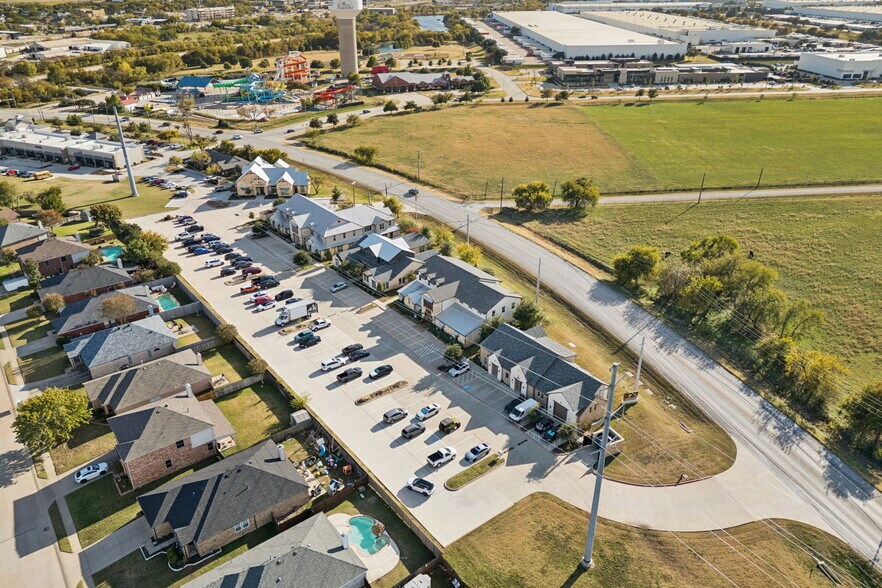 More Photos Of 361 W Byron Nelson Blvd, Roanoke Office For Lease