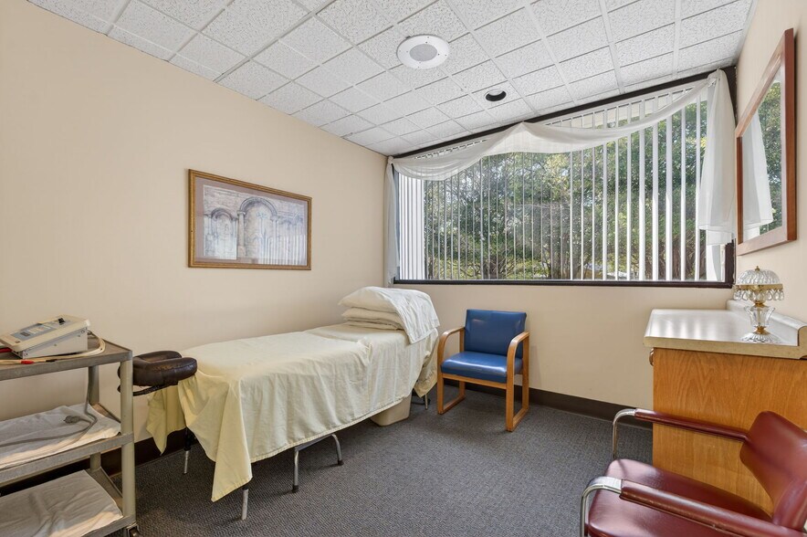 More Photos Of 1500 NW 10th Ave, Boca Raton Medical For Sale