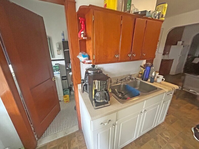 More Photos Of 48-62 Central St, Southbridge Apartments For Lease