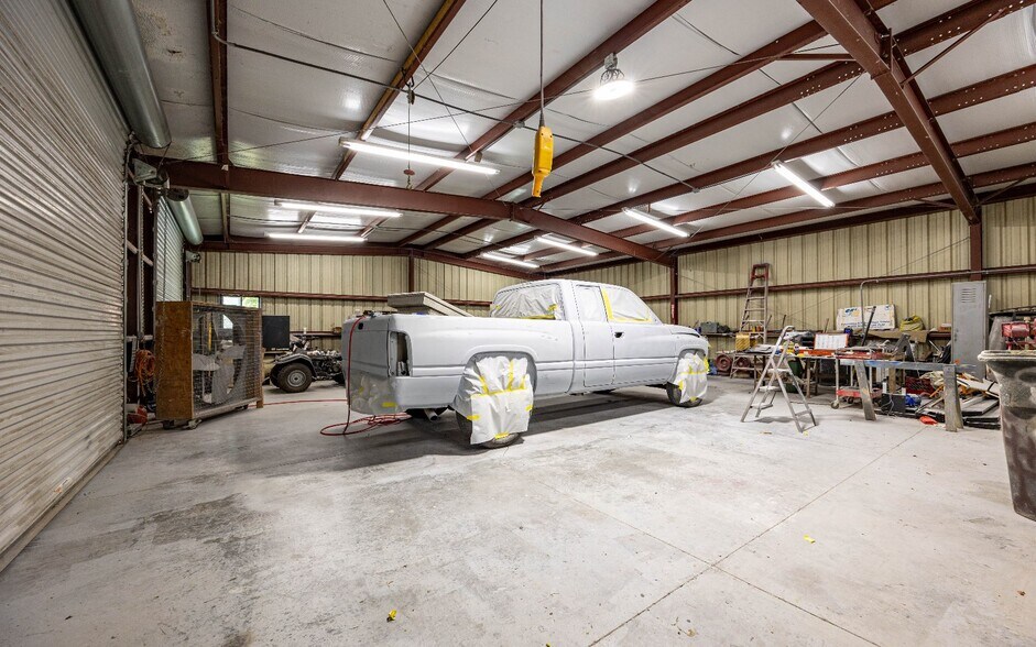 More Photos Of 13508 US HWY 90, Live Oak Industrial For Sale