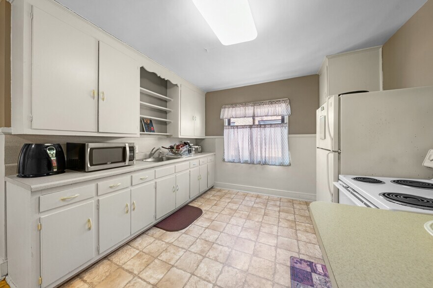 More Photos Of 107 Hilton Ave, Durham Apartments For Sale