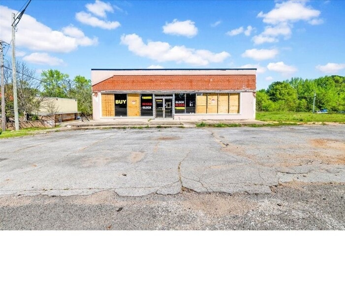 Primary Photo Of 2025-2027 Center Point Rd, Birmingham Unknown For Lease