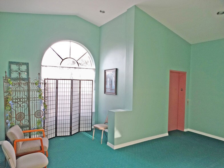 More Photos Of 418 SW 47th Ter, Cape Coral Medical For Sale