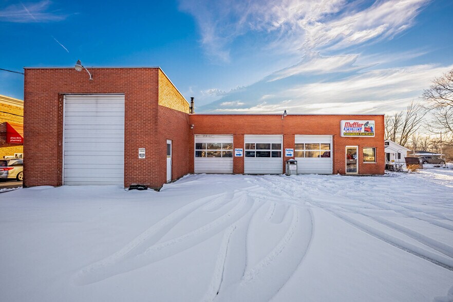 More Photos Of 1355 N Fairfield Rd, Dayton Auto Repair For Lease