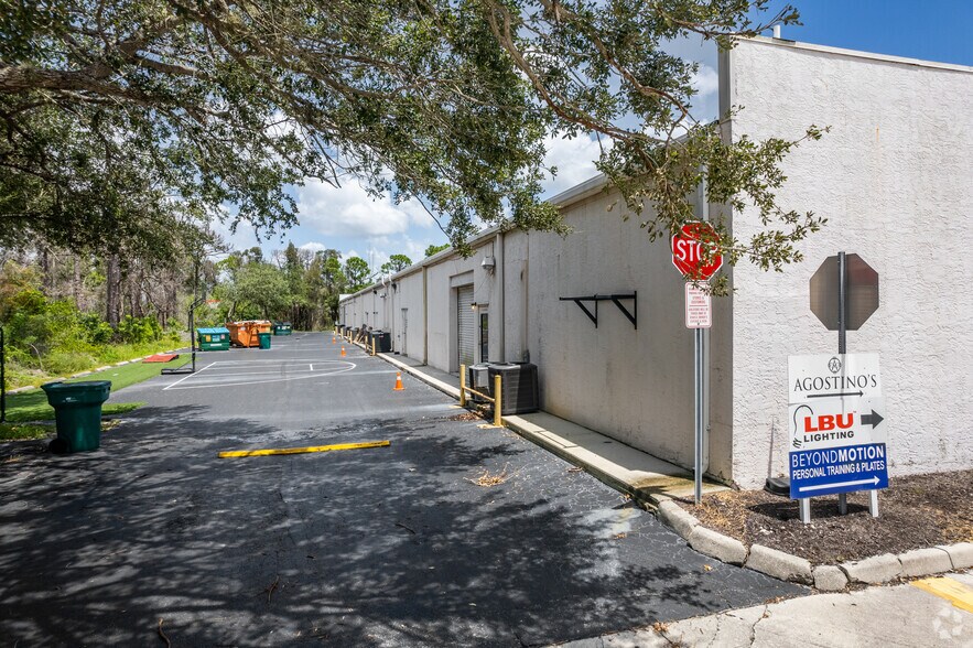 More Photos Of 11985 Tamiami Trl N, Naples Freestanding For Lease