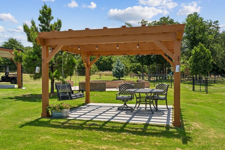 More Photos Of 11514-11529 Cottage Ln, Jones Apartments For Sale