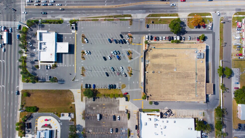 More Photos Of 2460 E Bay Dr, Largo Supermarket For Sale