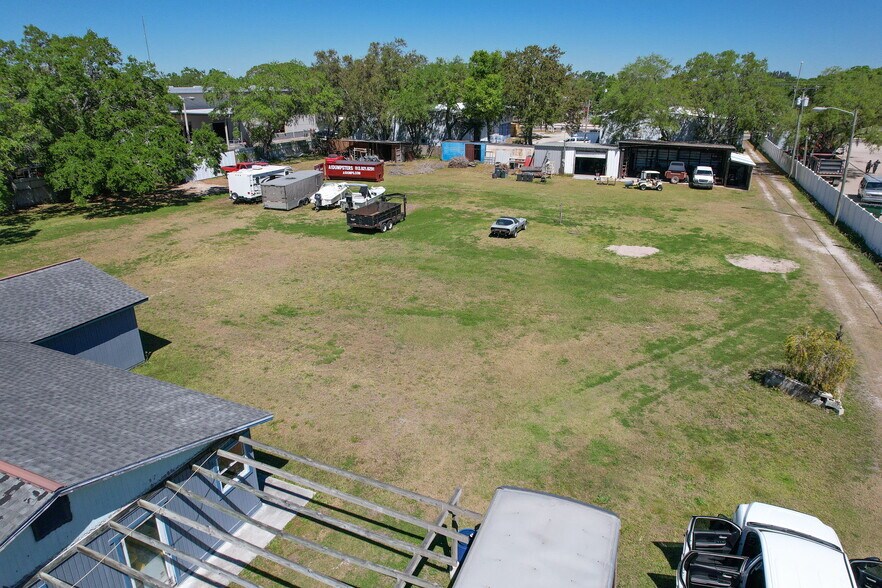 More Photos Of 5921 Causeway Blvd, Tampa Flex For Sale