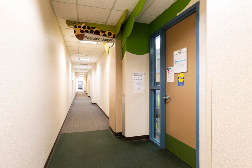 More Photos Of 1020 29th St, Sacramento Unknown For Lease