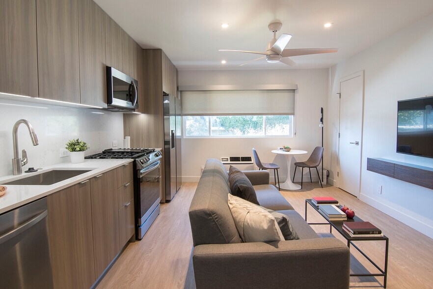 More Photos Of 1433-1437 Euclid St, Santa Monica Apartments For Sale