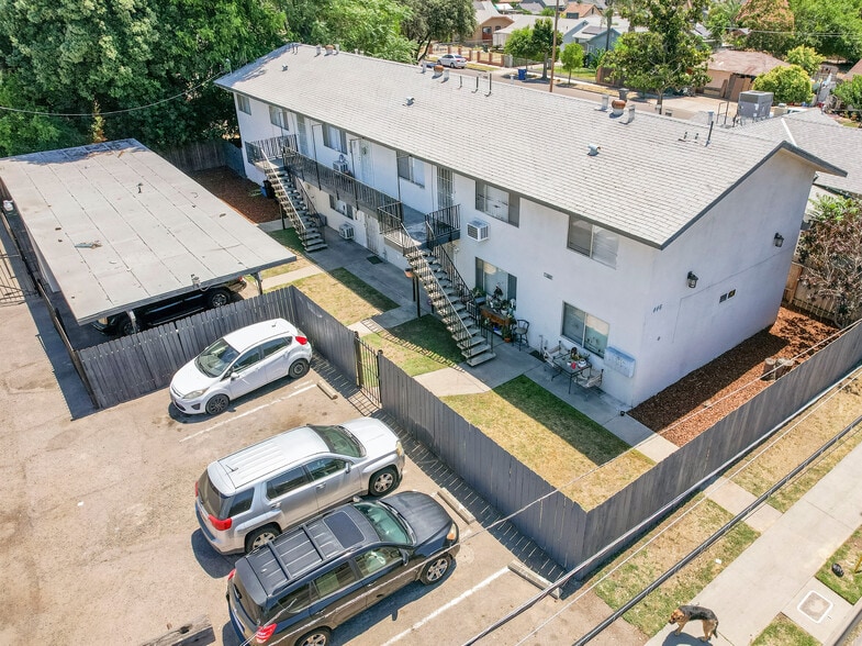 Primary Photo Of 446 N Maple Ave, Fresno Apartments For Sale