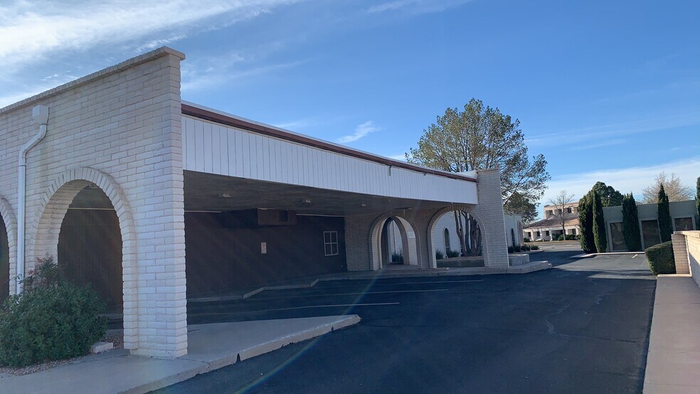 More Photos Of 1209 Mountain Road Pl NE, Albuquerque Office For Lease