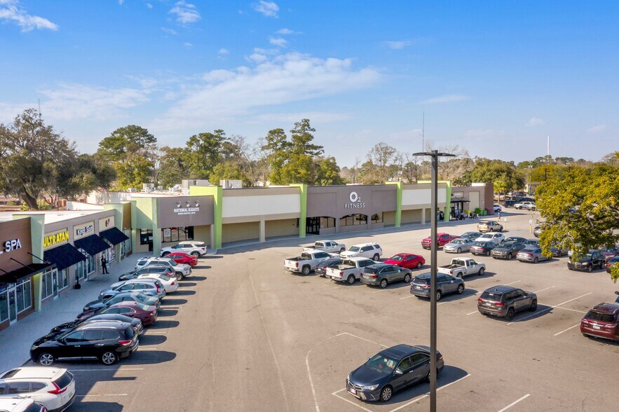 Primary Photo Of 1119 Wappoo Rd, Charleston Unknown For Lease
