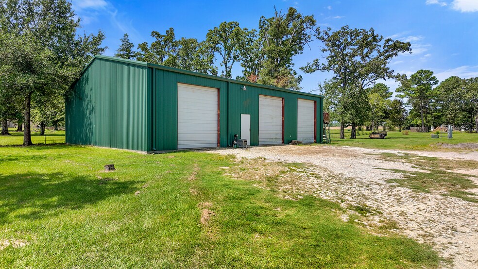 More Photos Of 10855 US Highway 69 N, Tyler Trailer Camper Park For Sale