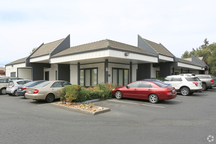 Primary Photo Of 2225 Brown St, Napa Storefront Retail Office For Lease