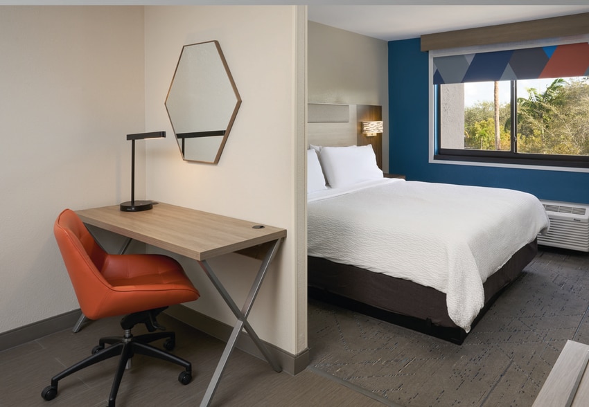 More Photos Of 11520 SW 88th St, Miami Hotel For Sale