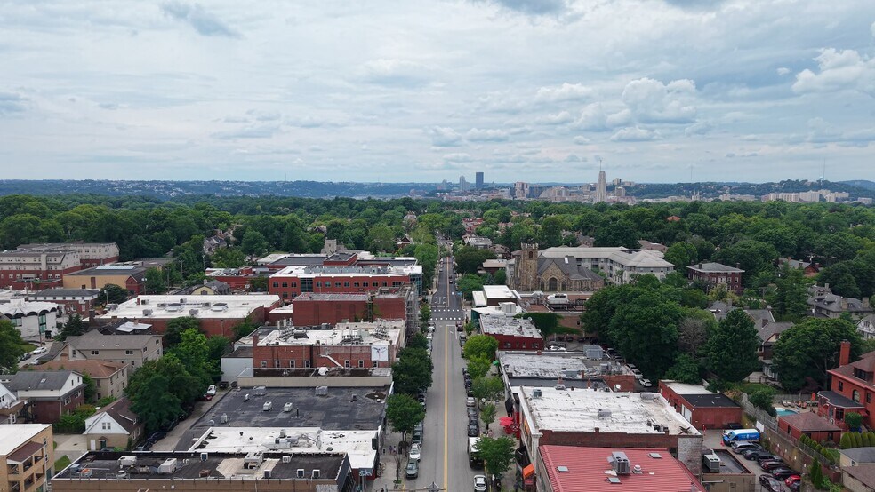 More Photos Of 5818 Forbes Ave, Pittsburgh Supermarket For Sale