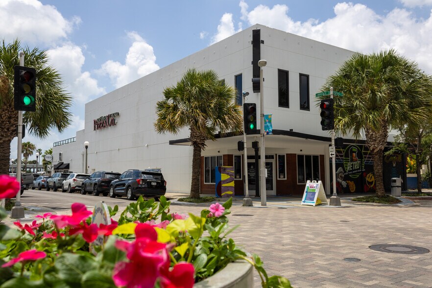Primary Photo Of 326 N Chaparral St, Corpus Christi Freestanding For Lease