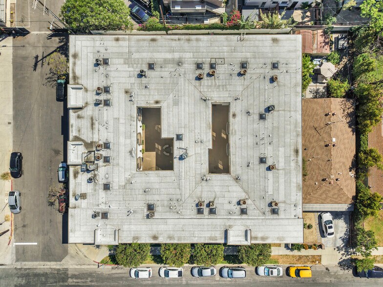 More Photos Of 5330 Satsuma Ave, North Hollywood Apartments For Sale