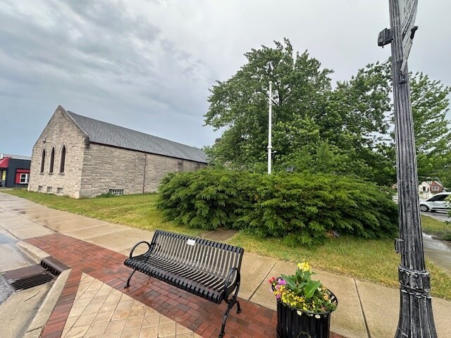 More Photos Of 201 N Broad St, Griffith Specialty For Sale