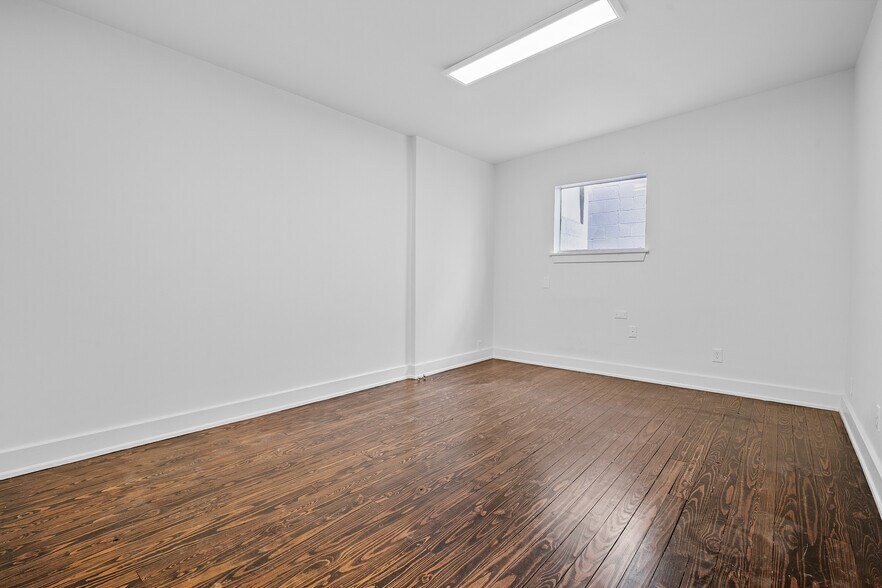 More Photos Of 1637 S Boston Ave, Tulsa Loft Creative Space For Lease