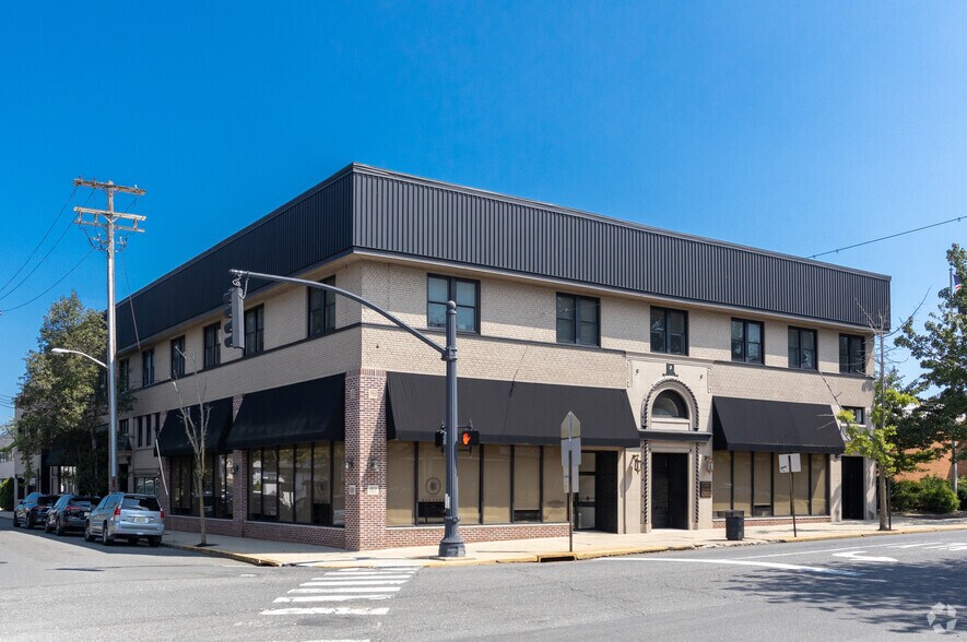 Primary Photo Of 1 Harding Rd, Red Bank Office For Lease
